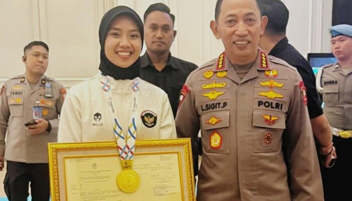 Atlet Panjat Tebing Asal Riau Peraih Medali Emas SEA Games, Langsung Diterima untuk Masuk Pendidikan Polisi