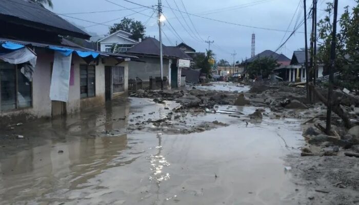 Galodo Kembali Hantam Maninjau, Akses Jalan Lubas–Bikittinggi Tutup 