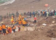 Tim SAR Evakuasi 47 Jenazah Korban Longsor Cisarua