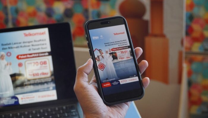 Ibadah Makin Tenang Bersama Paket RoaMAX Umrah Telkomsel, Dapatkan Voucher Kuliner Nusantara di Tanah Suci