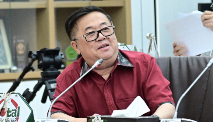 DPR Soroti Impor 105 Ribu Kendaraan Saat Industri Otomotif Lesu