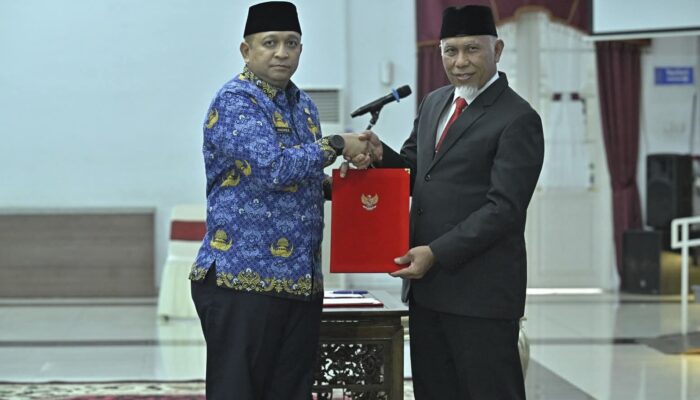 Andree Algamar Dilantik sebagai Kepala Biro Umum Setdaprov Sumbar