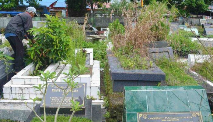 Jelang Ramadan, Pembayaran Tunggakan Retribusi Makam di TPU Padang Ramai