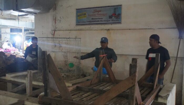 Telusuri Lorong-Lorong Malam Hari, Wako Hendri Arnis Lakukan Sidak di Kawasan Pasar