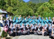 Ketua TP PKK Agam Serahkan Komposter untuk Dasawisma Berprestasi 2025