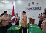 Saka Adhyasta Pemilu Bawaslu Padang Dilantik