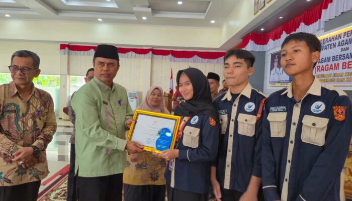 Pemkab Agam Gelar Penganugerahan Perlindungan Anak dan Canangkan RAGAM BERLIAN