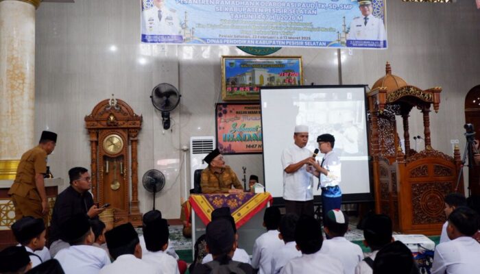 Pesantren Ramadan Kolaborasi 1447 H Resmi Dimulai, Bupati Hendrajoni Tekankan Penguatan Akhlak dan Disiplin Generasi Muda