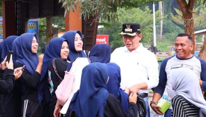 Wali Kota Zulmaeta: Pengurangan Sampah Harus Dimulai dari Rumah