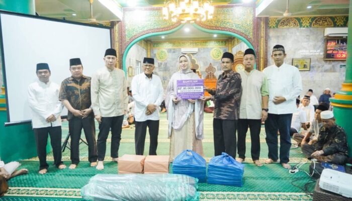 Safari Ramadan di Pulau Punjung, Bupati Annisa Tegaskan Komitmen Bangun Ibu Kota Dharmasraya