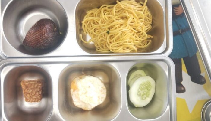 Diduga Keracunan MBG, 127 Siswa di Dharmasraya Dirawat