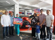 Pelanggan Asal Medan Bawa Pulang Mobil Mewah dari Telkomsel