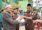 Berbagai Rasa untuk Sesama, Kejati Sumbar Salurkan 1.040 Paket Sembako