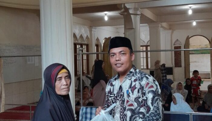 Zuhur Berbagi di Padang Alai, Sinergi KUA, Nagari dan Puskesmas Tebar Berkah Ramadan