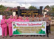 Polsek Lubuk Sikaping Bagikan Takjil Gratis, Pererat Kedekatan Polisi dan Masyarakat