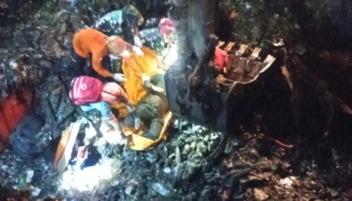 Tiga Warga Meninggal Dunia Akibat Longsor di TPA Bantargebang, Tim Gabungan Lakukan Evakuasi