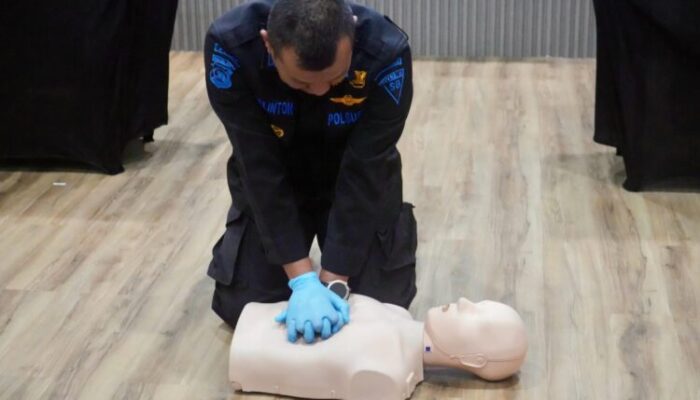 PT KAI Divre II Sumbar Beri Pelatihan P3K bagi Pekerja