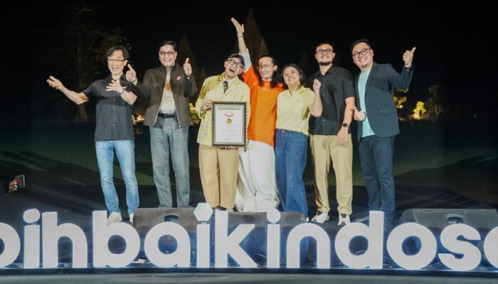 11 Jam Live TikTok Tanpa Putus Bareng Indosat, Dave Hendrik – Iwet Ramadhan Pecahkan Rekor MURI