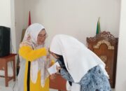 Santunan Anak Yatim Warnai Penutupan Pembelajaran dan Pesantren Ramadhan di MTsN Dharmasraya.