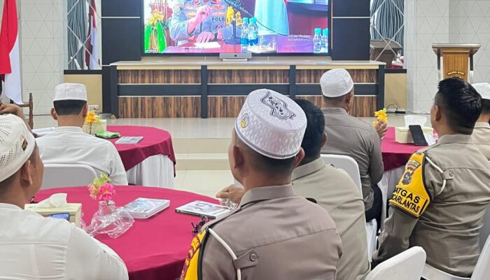 “Kapolda Bertanya, UAS Menjawab”, Dialog Religius Warnai Buka Puasa Polda Sumbar