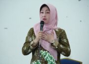 Maria Feronika Hendri Pimpin PMI Padang Panjang