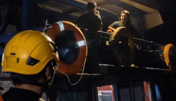 Kapal KM Karya Bersama Mati Mesin di Perairan Mentawai, Tujuh Penumpang Ditemukan Selamat