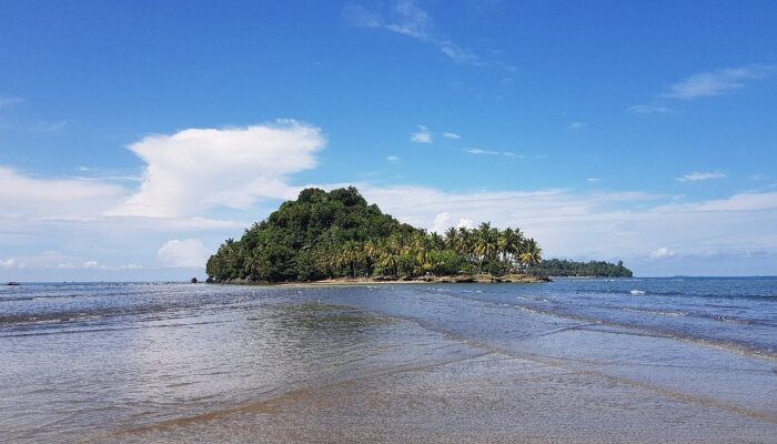 Libur Lebaran, 183.078 Wisatawan Kunjungi Kota Padang