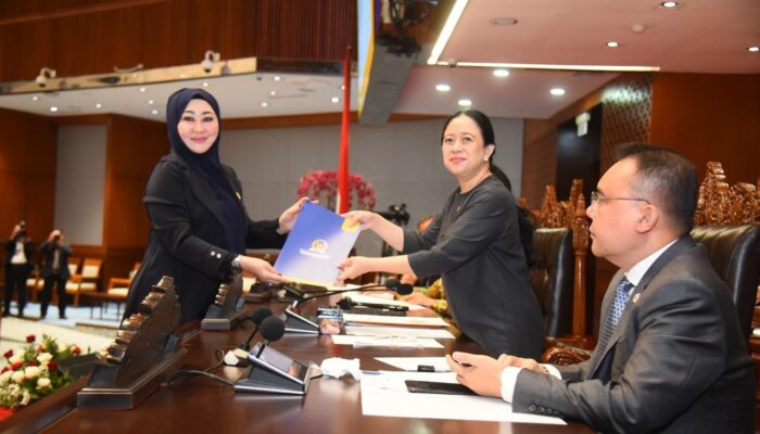 Fraksi NasDem Setujui RUU Pengelolaan Keuangan Haji, Lisda Hendrajoni: Dana Umat Harus Dijaga