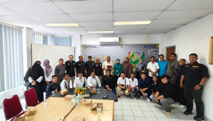 FWP Sumbar Kunjungi Tribun Pekanbaru untuk Studi Tiru Pengelolaan Media