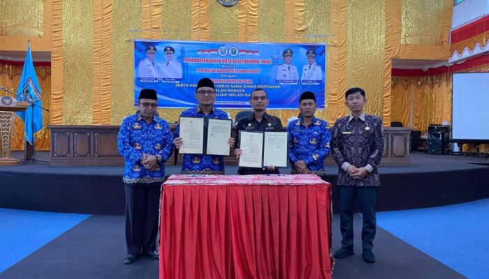 Pemkab Pasbar dan Solok Teken Kerja Sama Pangan Tekan Inflasi