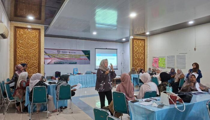 Kader Posyandu di Pasbar Dibekali Pelatihan Komunikasi Perubahan Perilaku