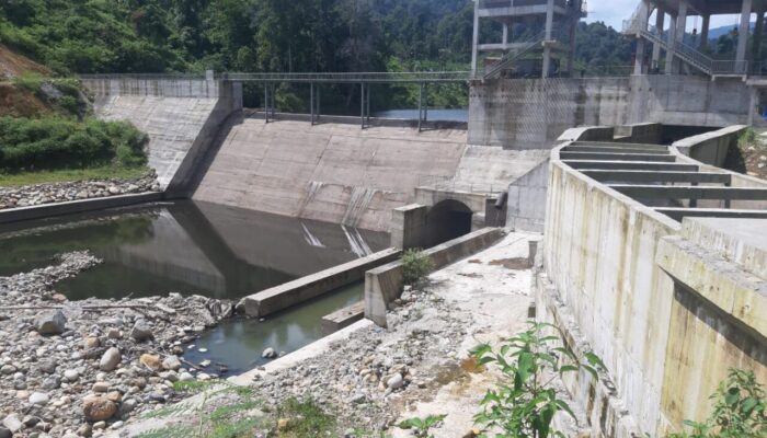 Sungai Mengering, Tradisi “Mangaik Mungkuih” Hilang: Gugatan PLTMH Pelangai Gadang Masuk Babak Krusial