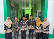 Dampingi Kakanwil Kemenag Sumbar, Kakankemenag Padang Monev TKA MTsN 1 Padang