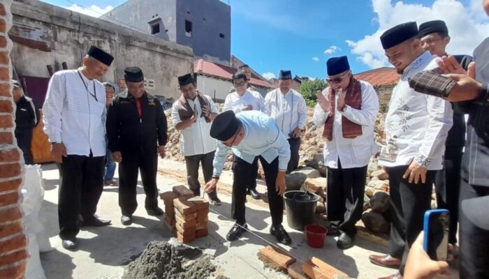 Wako Bukittinggi Letakkan Batu Pertama Pembangunan Musala Salimah