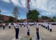 Upacara Bendera MTsN 5 Tanah Datar, Siswa Kelas IX Jadi Pelaksana Terakhir