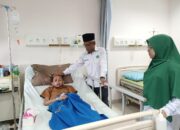 Wujud Kepedulian, Tim Sosial Bezuk Keluarga MTsN 5 Padang