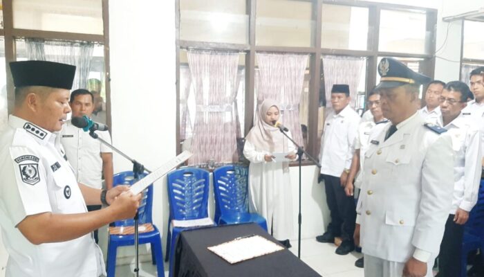 Bupati Welly Suhery Lantik Tiga Penjabat Wali Nagari, Tekankan Percepatan Program Nagari Bangkit