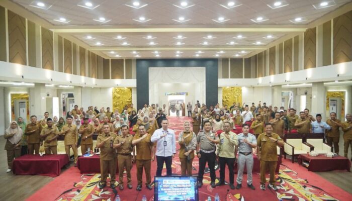 Pemkab Dharmasraya Serahkan DHKP dan SPPT PBB-P2 Tahun 2026