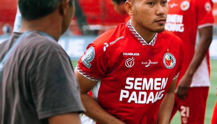 Semen Padang FC vs Madura UnitedImran Percayakan Peran Kapten ke Ghufran