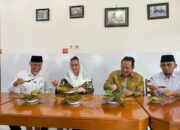 Kunjungi Padang Panjang, Mentri Pariwisata Nikmati Lezatnya Sate Mak Syukur