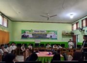 Ekskul Robotik MTsN 3 Padang Dibimbing Alumni PNP