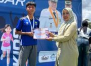 Revan Siswa MTsN 6 Padang Raih Juara 2 Kejurda Lari 3.000 Meter
