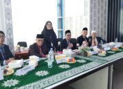 Aslinda, Kepala MTsN 2 Tanah Datar Ikuti Sidang Tertup Program Doktoral