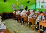 MTsN 1 Bukittinggi Laksanakan UM Berbasis CBT