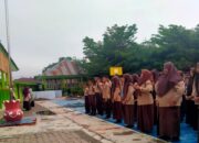 Hari Terakhir UM, Kepala MTsN 9 Tanah Datar Berikan Motivasi 