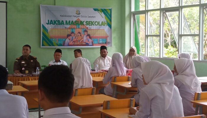 Sosialisasi Jaksa Masuk Sekolah Digelar di MAN 2 Solok Selatan Plus Keterampilan