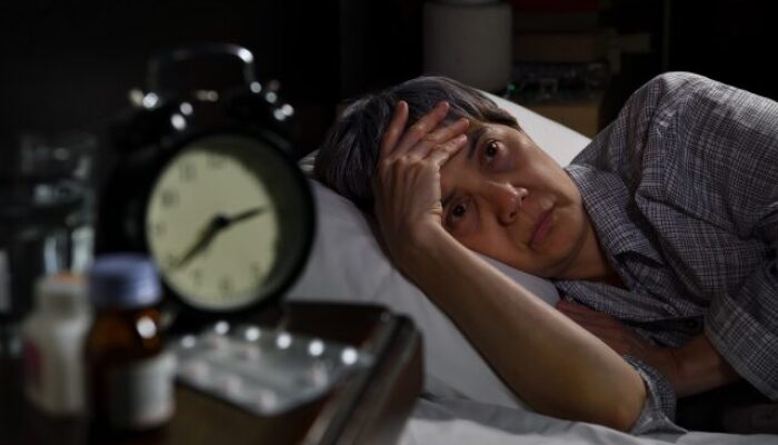 Penyebab Makin Tua Makin Susah Tidur