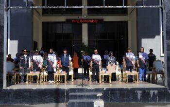 Ribuan Guru Meriahkan Jalan Santai Hardiknas 2026 di Pasaman