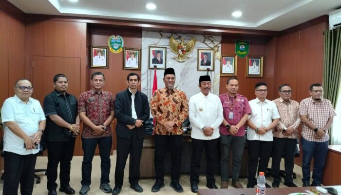 Pemkab Pasbar dan Madina Sepakati Rencana Pembukaan Akses Jalan Penghubung Sumbar–Sumut