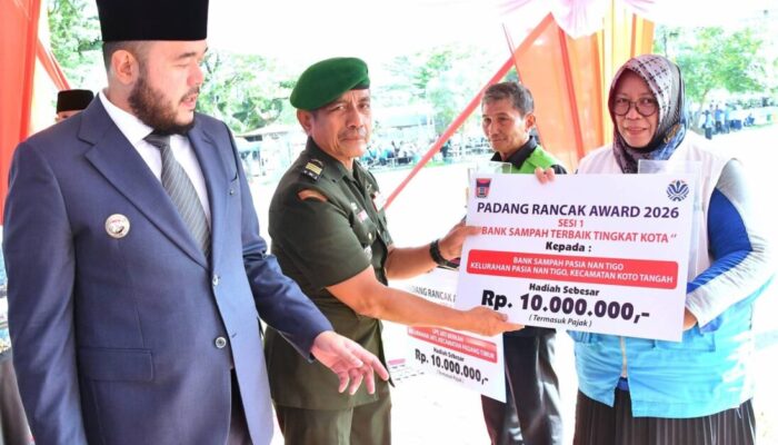 Bank Sampah Pasie Nan Tigo Raih Penghargaan Terbaik dalam Padang Rancak Award